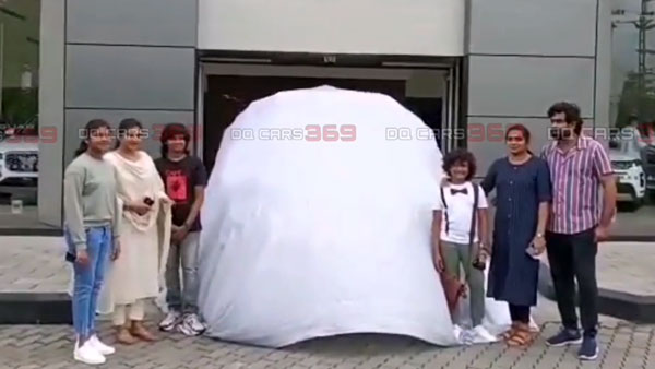 പുത്തൻ യാത്രകൾക്കായി ഡിഫെൻഡർ ഓഫ്റോഡ് ബീസ്റ്റിനെ സ്വന്തമാക്കി നടൻ ജോജു ജോർജ്