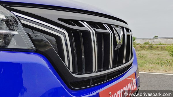 മഹീന്ദ്രയുടെ പുത്തൻ ഫ്ലാഗ്ഷിപ്പ് എസ്‌യുവി XUV700 -ന്റെ കൂടുതൽ വിശേഷങ്ങളുമായി ഫസ്റ്റ് ഡ്രൈവ് റിവ്യൂ