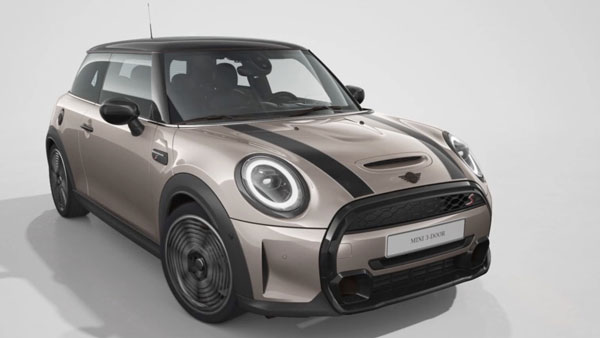 മിനിയുടെ ആഢംബര ഹാച്ച്ബാക്ക് ധ്യാന്‍ ശ്രീനിവാസന്റെ ഗ്യാരേജിലും; കൂപ്പര്‍ S സ്വന്തമാക്കി യുവതാരം