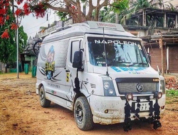 #സേവ് ഇ ബുൾ ജെറ്റ്! ആത്മഹത്യ ഭീഷണികളും കലാപ ആഹ്വാനങ്ങളുമായി സോഷ്യൽ മീഡിയയിൽ കോളിളക്കം സൃഷ്ടിച്ച് MVD -യുടെ നിയമനടപടി