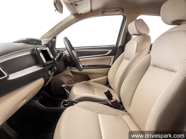 മുഖംമിനുക്കി അമേസിംഗായി; പുതിയ Honda Amaze ഫെയ്‌സ്‌ലിഫ്റ്റിന്റെ റിവ്യൂ വിശേഷങ്ങൾ