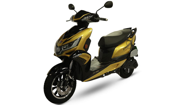 ആശങ്ക വേണ്ട; സിംഗിൾ ചാർജിൽ മികച്ച മൈലേജ് വാഗ്ദാനം ചെയ്യുന്ന ഇലക്ട്രിക് സ്കൂട്ടറുകൾ