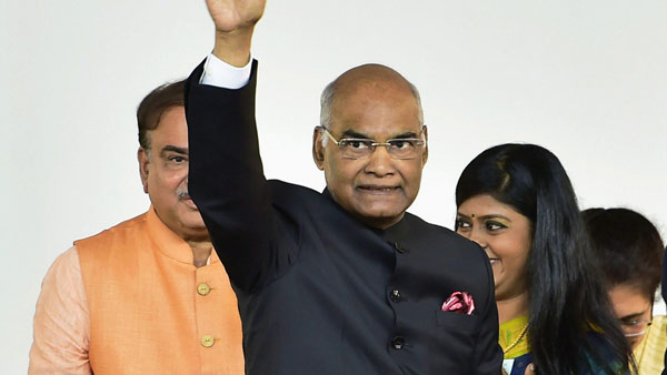 അതീവ സുരക്ഷ സംവിധാനങ്ങളുമായി രാഷ്ട്രപതിയുടെ പുതിയ മെർസിഡീസ് മേബാക്ക് S600 പുൾമാൻ ഗാർഡ്