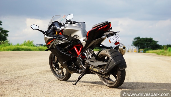 നവീകരണങ്ങളോടെ 2021 Apache RR310 അവതരിപ്പിച്ച് TVS; വില 2.59 ലക്ഷം രൂപ