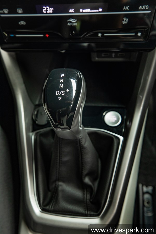 മിഡ്-സൈസ് എസ്‌യുവി ശ്രേണിയില്‍ കണ്ണുവെച്ച് ഫോക്‌സ്‌വാഗണ്‍; ടൈഗൂണിന്റെ പ്രീ-ബുക്കിംഗ് ആരംഭിച്ചു