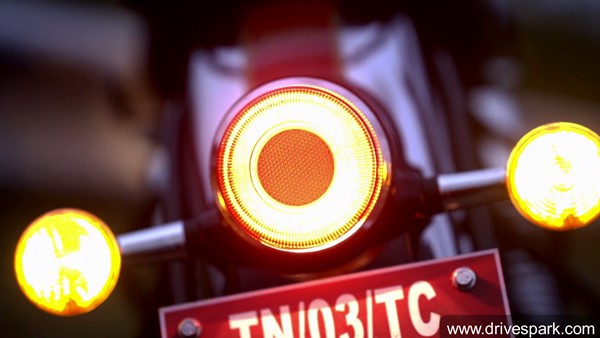 പ്രതാപകാലം തിരിച്ച് പിടിക്കാന്‍ Royal Enfield; 2021 Classic 350-യുടെ റിവ്യൂ വിശേഷങ്ങള്‍ ഇതാ