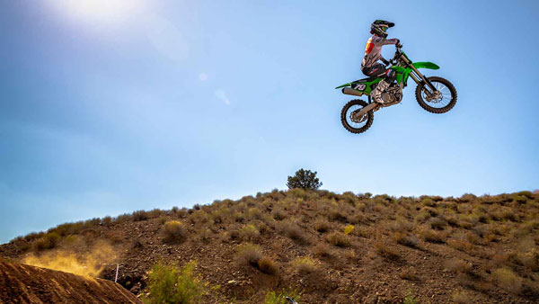 അഡ്വഞ്ചര്‍ ശ്രേണിയിലേക്ക് 2021 KX250, KX450 മോഡലുകളുമായി Kawasaki; വില 8 ലക്ഷം രൂപ മുതല്‍