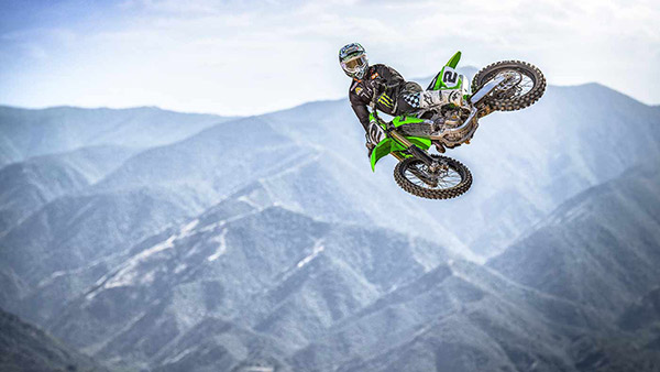 അഡ്വഞ്ചര്‍ ശ്രേണിയിലേക്ക് 2021 KX250, KX450 മോഡലുകളുമായി Kawasaki; വില 8 ലക്ഷം രൂപ മുതല്‍