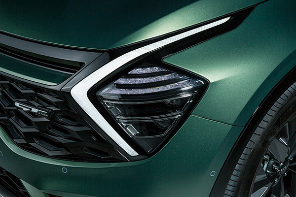 ലുക്കിൽ ഭീകരൻ, 2022 Sportage GT Line മോഡലിനെ അവതരിപ്പിച്ച് Kia; ഇന്ത്യയിലേക്ക് എത്തുമോ? 