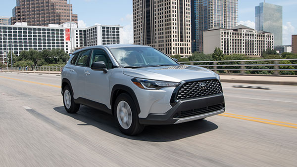 ഓൾ-വീൽ ഡ്രൈവ് ഓപ്ഷനുമായി 2022 Corolla Cross അവതരിപ്പിച്ച് Toyota