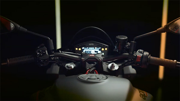 Aprilia Tuono 660 മിഡിൽ-വെയ്റ്റ് മോട്ടോർസൈക്കിളും ഇന്ത്യയിൽ എത്തി; വില 13.09 ലക്ഷം രൂപ