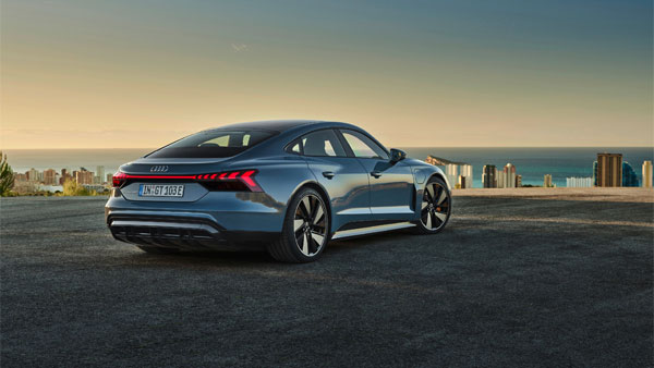 e-Tron GT ഇലക്ട്രിക് 4-ഡോർ കൂപ്പെയുടെ അവതരണ തീയതി പുറത്തുവിട്ട് Audi India