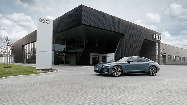 e-Tron GT ഇന്ത്യയില്‍ അവതരിപ്പിച്ച് Audi; വില 1.8 കോടി രൂപ