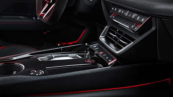 e-Tron GT ഇന്ത്യയില്‍ അവതരിപ്പിച്ച് Audi; വില 1.8 കോടി രൂപ