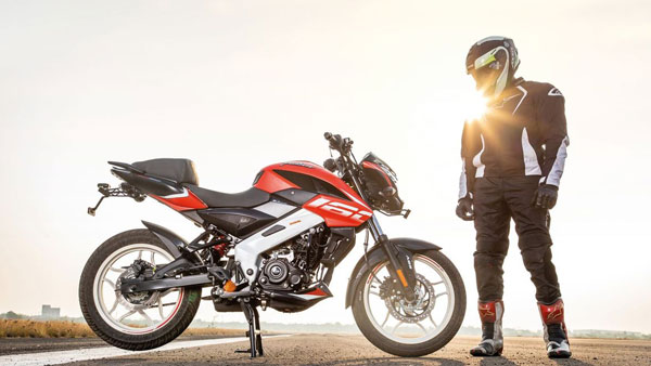 Pulsar NS160, Pulsar 150 SD മോഡലുകൾക്ക് ക്യാഷ് ഡിസ്‌കൗണ്ടുമായി Bajaj 