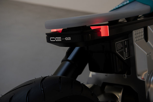 കാലത്തിനൊത്ത ഡിസൈനും, 90 കിലോമീറ്റര്‍ ശ്രേണിയും; ഇലക്ട്രിക് മോപ്പെഡുമായി BMW Motorrad