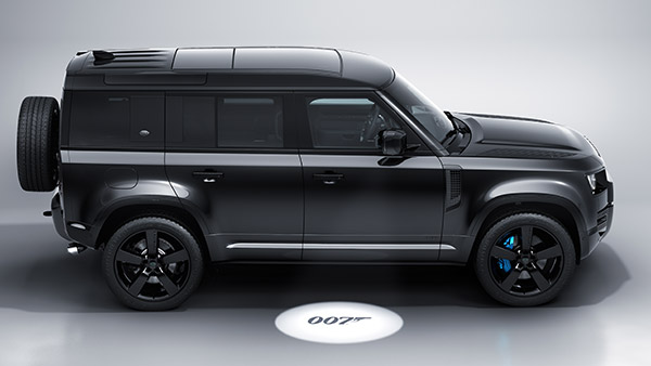 ഡിഫെന്‍ഡര്‍ V8 ബോണ്ട് എഡിഷന്‍ അവതരിപ്പിച്ച് ലാന്‍ഡ് റോവര്‍; 300 യൂണിറ്റുകള്‍ മാത്രം, സവിശേഷതകള്‍ ഇതാ
