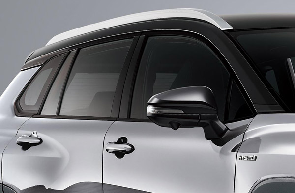 Corolla Cross -ന് പുത്തൻ സ്പോർട്ടി GR എഡിഷൻ അവതരിപ്പിച്ച് ടൊയോട്ട