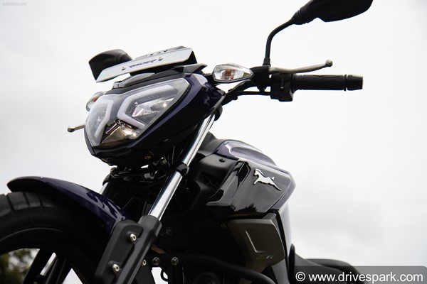 125 സിസിയില്‍ മറ്റ് മോഡലുകളുടെ അന്തകനാകാന്‍ TVS Raider; റിവ്യൂ വിശേഷങ്ങള്‍