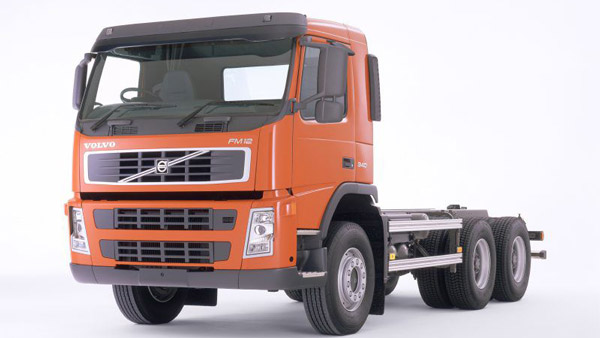 106 വീലുള്ള ട്രെയിലറിൽ കേരളത്തിലെ ഗ്രാമങ്ങൾ ചുറ്റി പോർട്ട് മ്യൂസിയത്തിന്റെ ഭാഗമാവാനൊരുങ്ങി നേവൽ ഷിപ്പ്