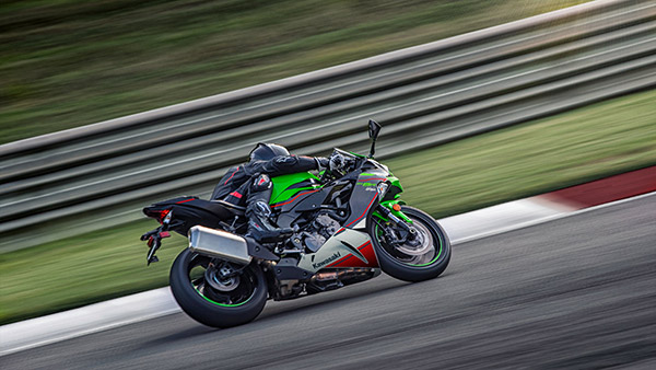 അണിയറയില്‍ ഉള്ളത് വന്‍ പദ്ധതികള്‍; 2022 Ninja ZX-6R അവതരിപ്പിച്ച് Kawasaki