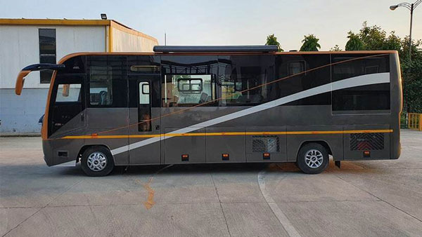 കേരളത്തിന്റെ വിനോദസഞ്ചാരത്തിന് പുതുമുഖം; കാരവന്‍ ടൂറിസത്തിനായി ഭാരത്ബെന്‍സിന്റെ കാരവന്‍ എത്തി