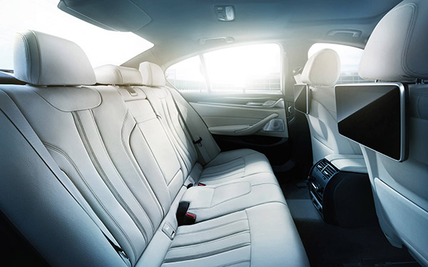 5 Series -ന്റെ പെർഫോമെൻസ് കാർബൺ എഡിഷൻ ഇന്ത്യയിൽ പുറത്തിറക്കാനൊരുങ്ങി BMW