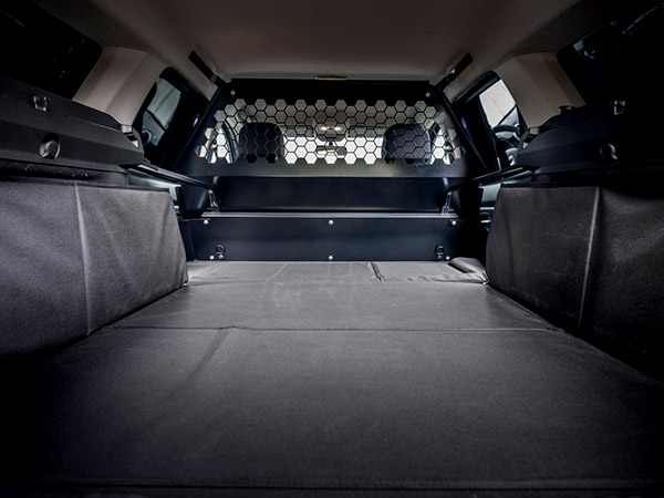 വമ്പൻ കാർഗോ സ്പെയ്സുമായി Duster -ന്റെ കൊമേർഷ്യൽ പതിപ്പ് അവതരിപ്പിച്ച് Dacia