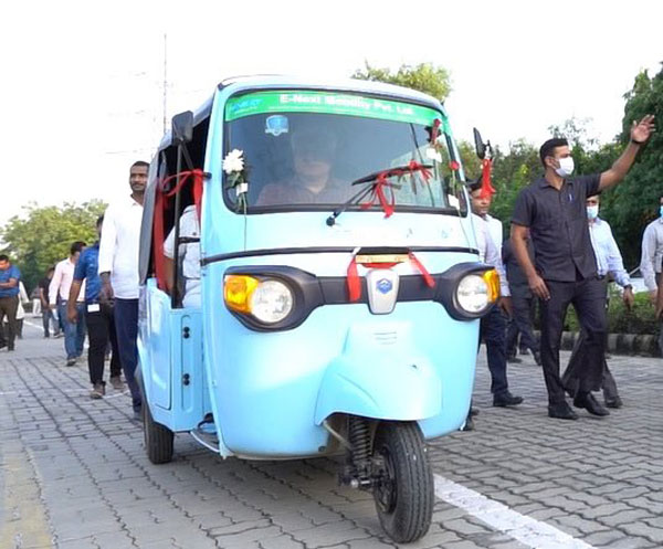 ഇവികൾ കൂടുതൽ ജനപ്രിയമാക്കാൻ ഇലക്ട്രിക് ഓട്ടോ മേള സംഘടിപ്പിച്ച് ഡൽഹി സർക്കാർ