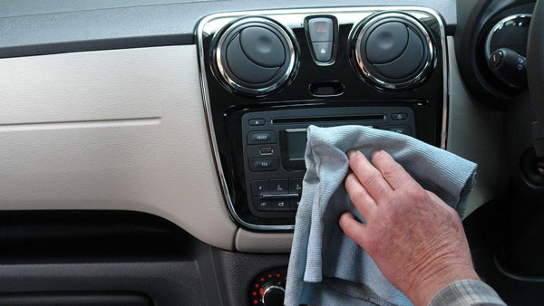 കാലങ്ങൾ കഴിഞ്ഞാലും കാറുകളുടെ റീസെയിൽ വാല്യു നിലനിർത്താൻ ചില പൊടിക്കൈകൾ