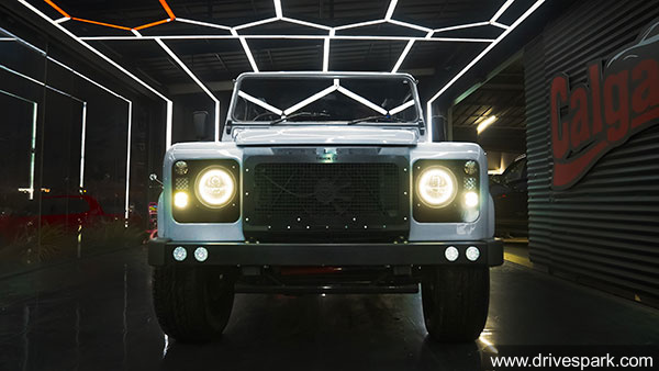 അത്യുഗ്രൻ മേക്കോവറിൽ യുവത്വം പ്രാപിച്ച് പൃഥ്വിയുടെ 1995 ലാൻഡ്റോവർ ഡിഫൻഡർ