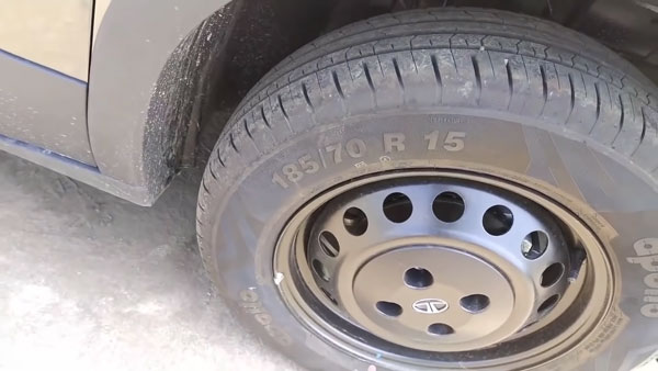 Tata Punch മൈക്രോ എസ്‌യുവിയുടെ ബേസ് പ്യുവർ മോഡലിനെ അടുത്തറിയാം; വീഡിയോ