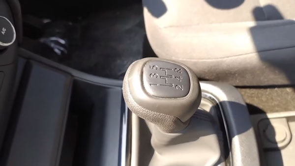 Tata Punch മൈക്രോ എസ്‌യുവിയുടെ ബേസ് പ്യുവർ മോഡലിനെ അടുത്തറിയാം; വീഡിയോ