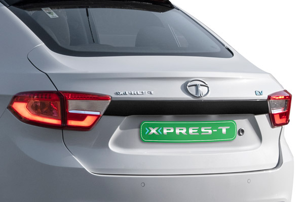 ഒറ്റയടിക്ക് XPress-T ഇവിക്ക് 3500 യൂണിറ്റ് ബുക്കിംഗ് കൈവരിച്ച് Tata Motors ഒറ്റയടിക്ക് XPress-T ഇവിക്ക് 3500 യൂണിറ്റ് ബുക്കിംഗ് കൈവരിച്ച് Tata Motors