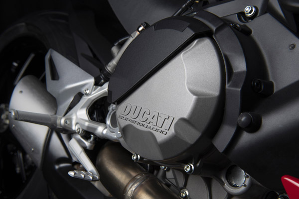 Streetfighter V2 അവതരിപ്പിച്ച് Ducati; 2022 ഓടെ ഇന്ത്യയിലേക്കും