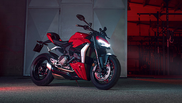 Streetfighter V2 അവതരിപ്പിച്ച് Ducati; 2022 ഓടെ ഇന്ത്യയിലേക്കും