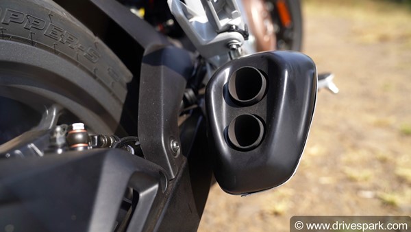 പള്‍സര്‍ ശ്രേണിയിലെ പുതുമുറക്കാരന്‍; Bajaj Pulsar F250 റിവ്യൂ വിശേഷങ്ങള്‍ ഇങ്ങനെ