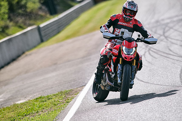 ബിഎസ് VI നവീകരണങ്ങളോടെ Hypermotard 950 അവതരിപ്പിച്ച് Ducati; വില 12.99 ലക്ഷം രൂപ
