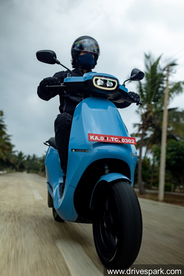 നിരത്തിലും താരപരിവേഷത്തിൽ ഓടിക്കാം; ഓല S1 പ്രോ ഇലക്‌ട്രിക് സ്‌കൂട്ടറിന്റെ റിവ്യൂ വിശേഷങ്ങൾ