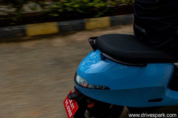 നിരത്തിലും താരപരിവേഷത്തിൽ ഓടിക്കാം; ഓല S1 പ്രോ ഇലക്‌ട്രിക് സ്‌കൂട്ടറിന്റെ റിവ്യൂ വിശേഷങ്ങൾ