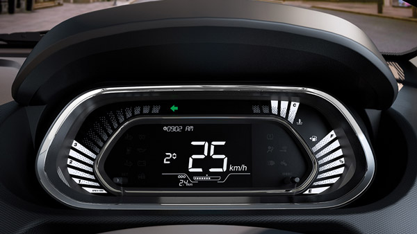 Maruti Suzuki Celerio vs Tata Tiago; ഹാച്ച്ബാക്കില്‍ ഇവരില്‍ ഏതാകും മികച്ചത്?