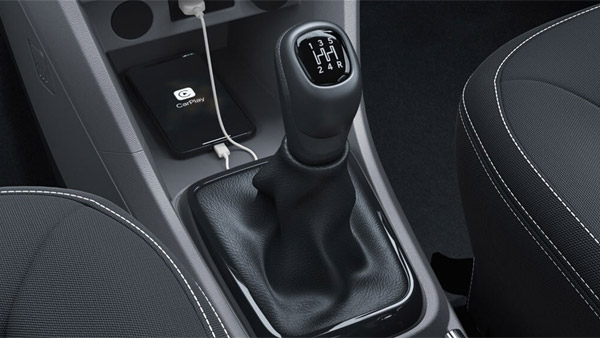 Maruti Suzuki Celerio vs Tata Tiago; ഹാച്ച്ബാക്കില്‍ ഇവരില്‍ ഏതാകും മികച്ചത്?