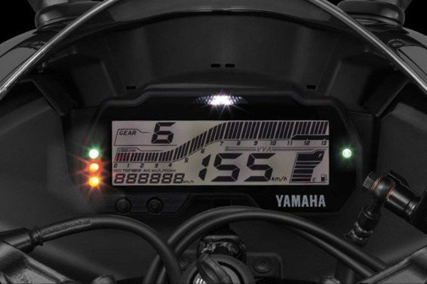Find Here Chnages And Similarities In New Yamaha R15S V3 Vs R15 V4 Find Here Chnages And Similarities In New Yamaha R15S V3 Vs R15 V4