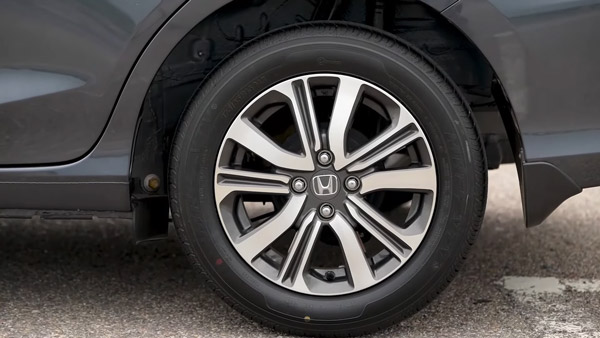 Honda-യെ ഞെട്ടിച്ച് Amaze; വില്‍പ്പന രണ്ട ലക്ഷം പിന്നിട്ട് മുന്നോട്ട്