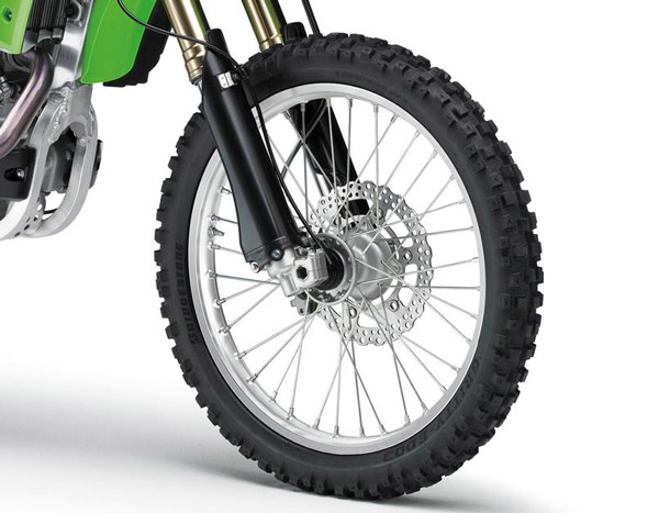 KLX450R ഡേർട്ട് ബൈക്കിന്റെ 2022 മോഡൽ ഇന്ത്യയിൽ അവതരിപ്പിച്ച് കവസാക്കി