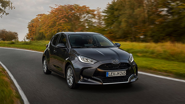 യാരിസ് ഹാച്ച്ബാക്കിന്റെ മറ്റൊരു മുഖം, 2022 മോഡൽ മസ്‌ദ2 ഹൈബ്രിഡ് വിപണിയിൽ