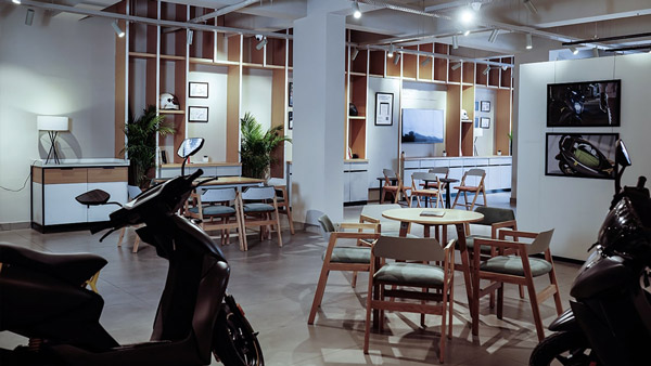 കേരളത്തിലും ഇലക്ട്രിക് സ്‌കൂട്ടറുകള്‍ക്ക് പ്രിയമേറുന്നു; തിരുവനന്തപുരത്തും വില്‍പ്പന ആരംഭിച്ച് Ather