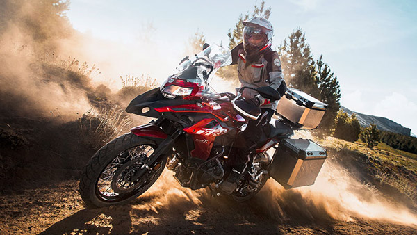 പുത്തൻ കളർ ഓപ്ഷനിൽ അണിഞ്ഞൊരുങ്ങി ബെനലിയുടെ TRK 502X അഡ്വഞ്ചർ ബൈക്ക്