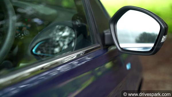 ശൈത്യകാലത്ത് ഡ്രൈവ് ചെയ്യുമ്പോള്‍ ഏറ്റവും ഉപയോഗപ്രദമായ കുറച്ച് ഫീച്ചറുകള്‍ ഇതാ