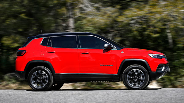 മുടക്ക് പ്രീമിയത്തിൽ നിന്ന് ആഢംബരത്തിലേക്ക്, കോമ്പസ് എസ്‌യുവിയുടെ വില വർധിപ്പിച്ച് ജീപ്പ്